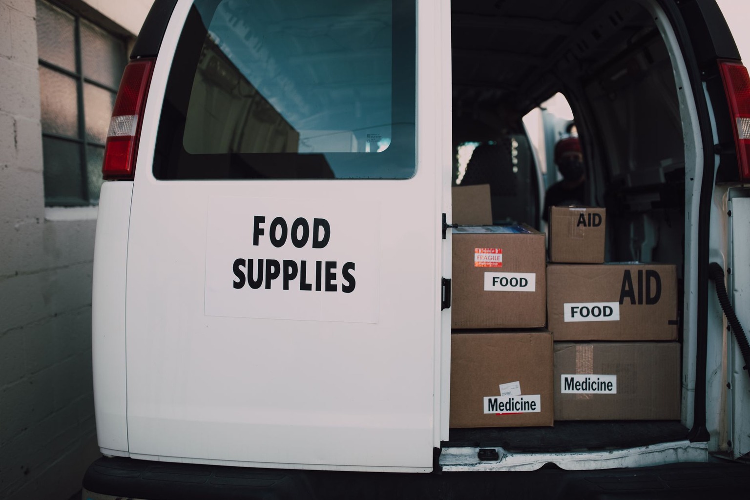 Pomoc humanitarna w regionie — Jak unikać błędów przy organizowaniu pomocy humanitarnej Pomoc humanitarna w regionie — Jak unikać błędów przy organizowaniu pomocy humanitarnej